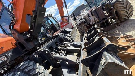 Excavadora de ruedas Doosan DX100W-7 - 13