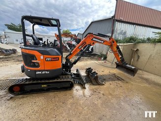 Excavadora Doosan DX27Z - 1
