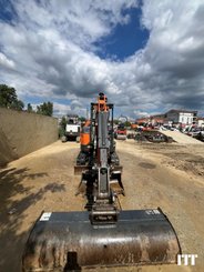 Excavadora Doosan DX27Z - 3