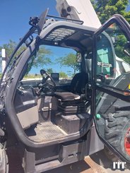 Manipulador telescópico Bobcat T40.180SLP 75 IV - 9
