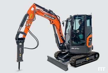 Excavadora Develon DX27z - 1