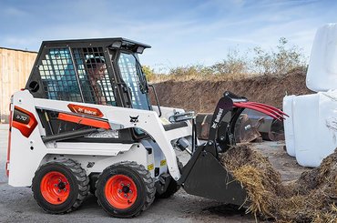 Minicargadora Bobcat S70 - 3