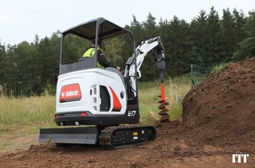 Excavadora Bobcat E17 - 6