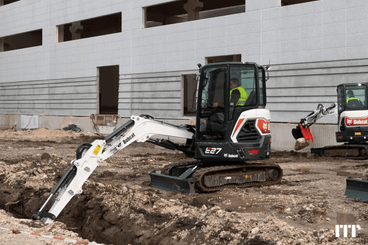 Excavadora Bobcat E27 - 3