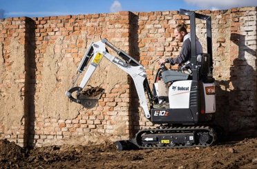 Excavadora Bobcat E10 - 1