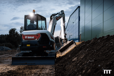 Excavadora Bobcat E50 - 3