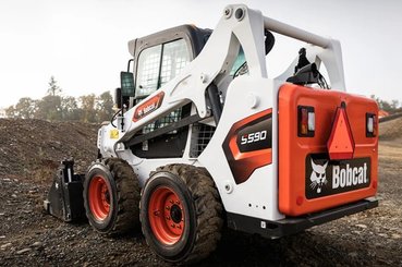 Minicargadora Bobcat S590E - 1